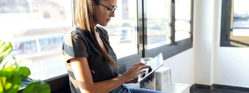customer on tablet